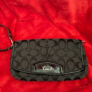 Coach canvas signature wristlet wallet. Black